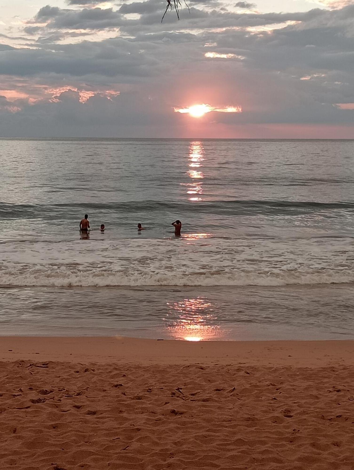 Arcade Beach Hotel Bentota Eksteriør bilde